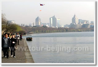 Beijing Xian Hangzhou Huangshan Shanghai 13 Days Tour